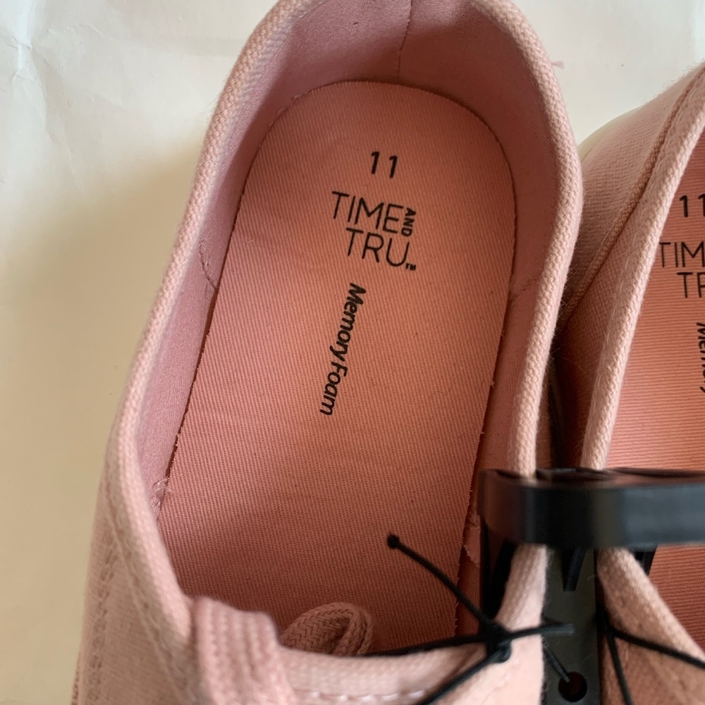 NWT Time And Tru Shoes Size 11 - Picture 4 of 8
